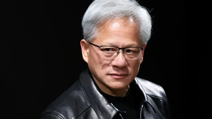 Jensen Huang: AI i skoler svækker grundlæggende matematik